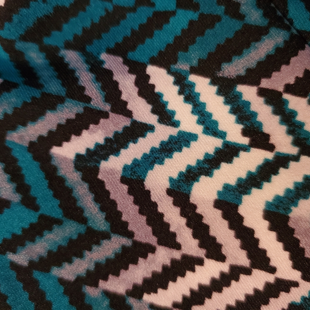 Dress - Picture 5 of 6